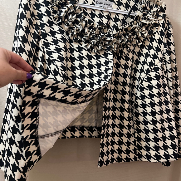 Danny & Nicole houndstooth ruffled open front blazer size 24W (3x) classic - Picture 5 of 8